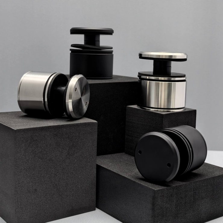 НОВИНКА в АВ24! Точечные крепления с регулировкой в трех плоскостях — FKK-50 и FKK-51