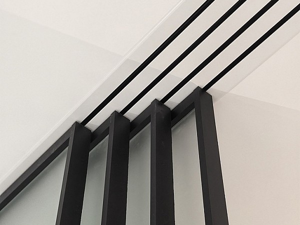 Телескопическая система, белые крышки в цвет потолка