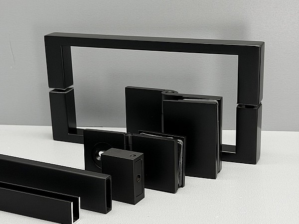 Черный матовый