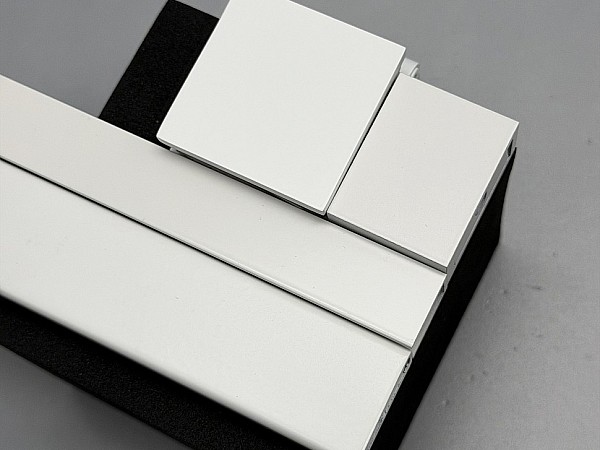 Белый матовый