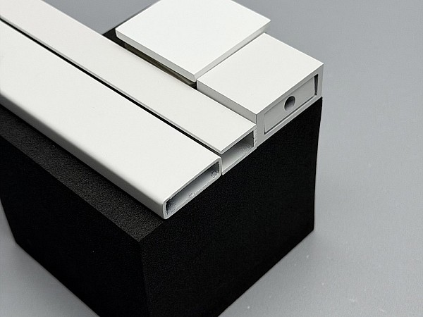 Белый матовый