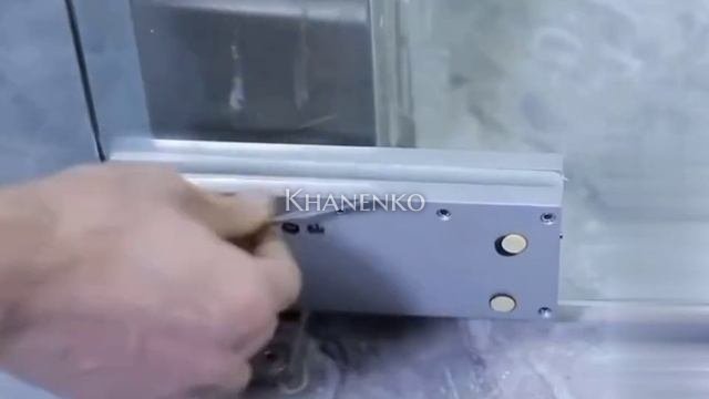 Петля с доводчиком FKD-05 нагрузка от 60 до 100 кг, нержавейка/матовый