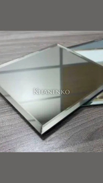 AV401: Зеркальная плитка с фацетным краем 200х200 мм, набор 10 шт