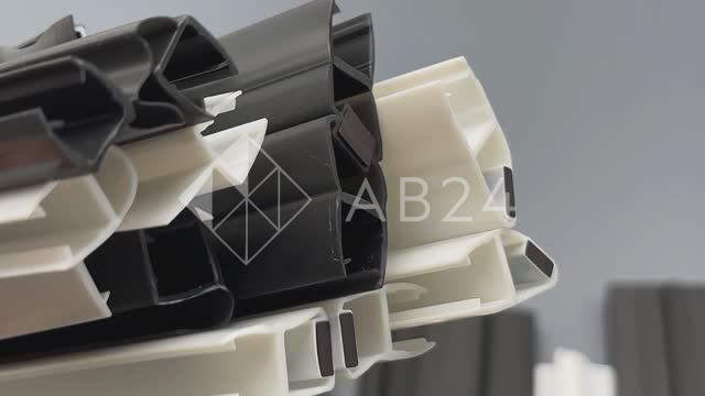 Уплотнитель ПРЕМИУМ Ч-образный белый 2.5 м, ус 18 мм под стекло 8 мм FDPP-412.8