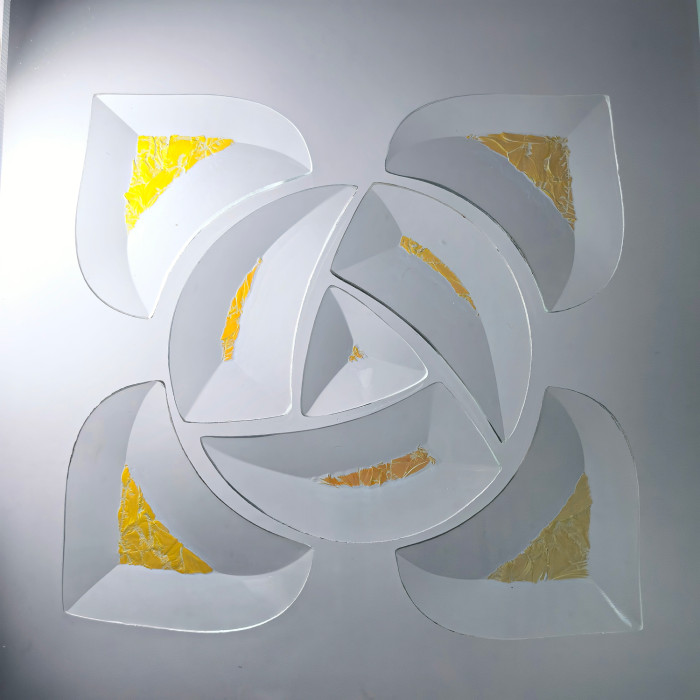 Бевелс AV54 дихроичный (8 элементов) 126 х 126 мм желтый мороз