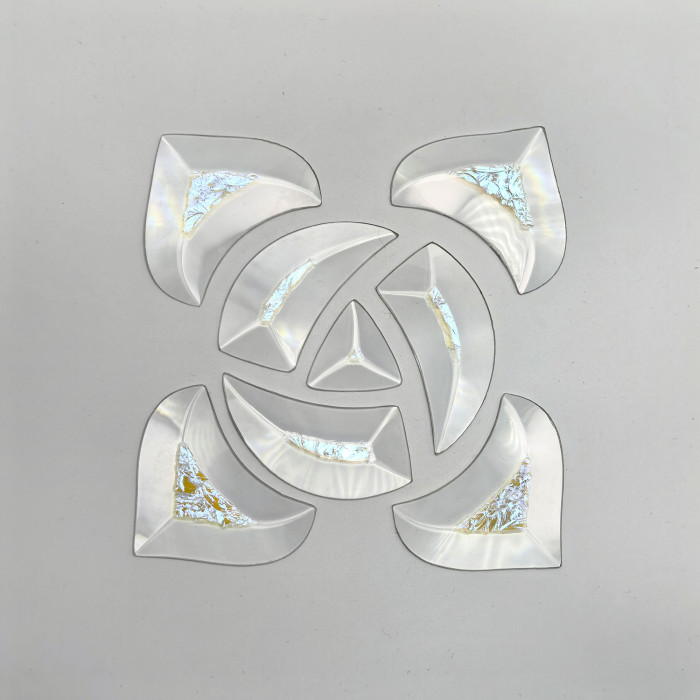 Бевелс AV54 дихроичный (8 элементов) 126 х 126 мм желтый мороз