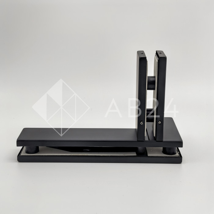 Фитинг угловой FKF-35R с осью и ребром жесткости правосторонний, нержавейка/черный