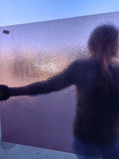 Стекло витражное AV 140.8RR четверть листа (39 х 48 см)