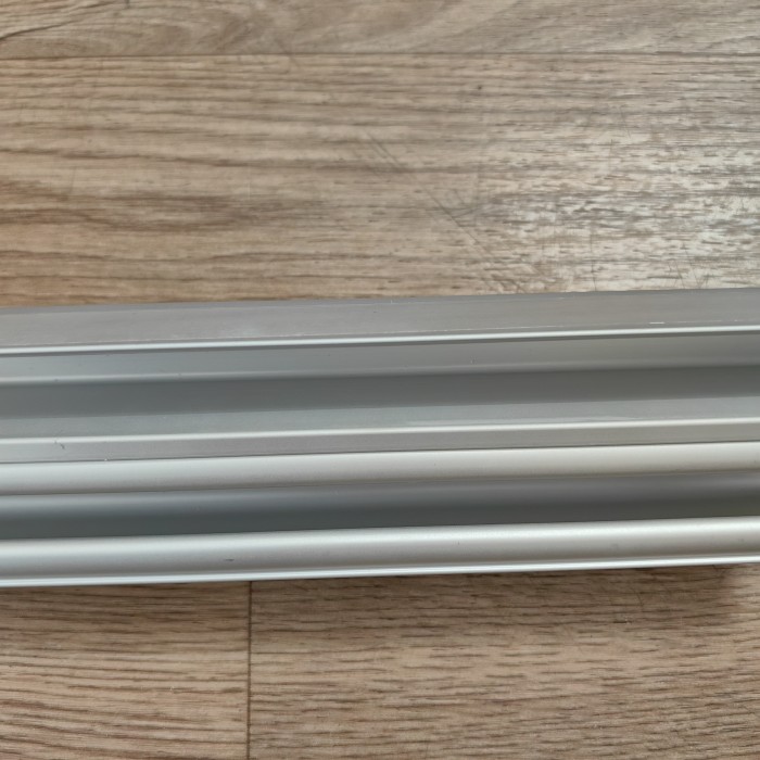 Трек FDS-151.3 с дефектом для раздвижной системы FDS-15/FDS-20.21/FDS-20.31 длина 3 м, алюминий/анодированный