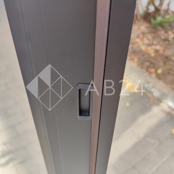 Дверь тонкая алюминиевая межкомнатная 800х2000 левая открывание внутрь, стекло рифленое прозрачное FMD-6L-1 AL/Bl-Rc Черная