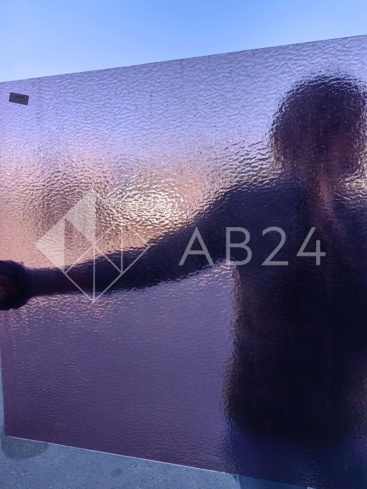 Стекло витражное AV 140.8RR, целый лист - 78 х 96 cм.