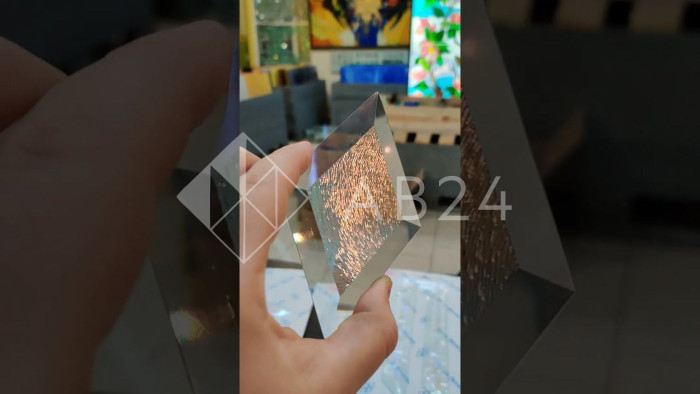 Бевелс AV107 дихроичный 42 х 142 мм, желтая шиншилла