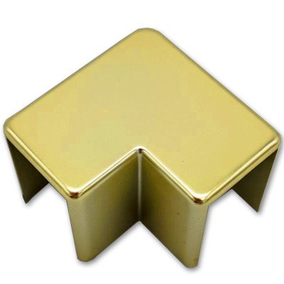 Уголок для профиля FDPA-513 п-образного 19х13х2 стыковочный, пластик/золото