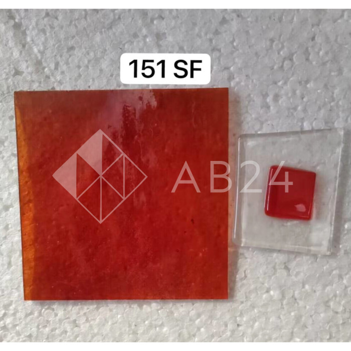 Стекло для фьюзинга 151SF (Китай) пол-листа (78 х 48 см)