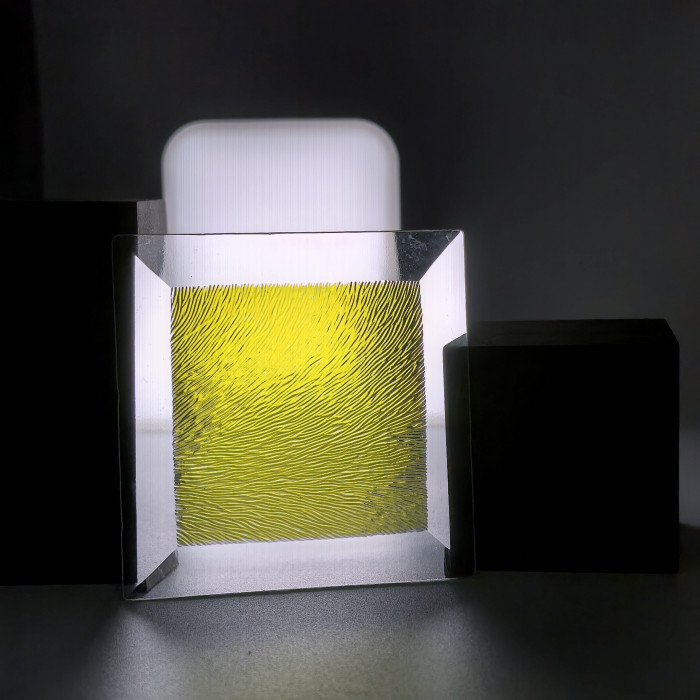 Бевелс AV19 дихроичный квадрат 76 х 76 мм желтая шиншилла