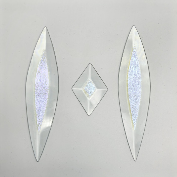 Бевелс AV305 дихроичный (3 элемента) 43 х 394 мм желтая шиншилла