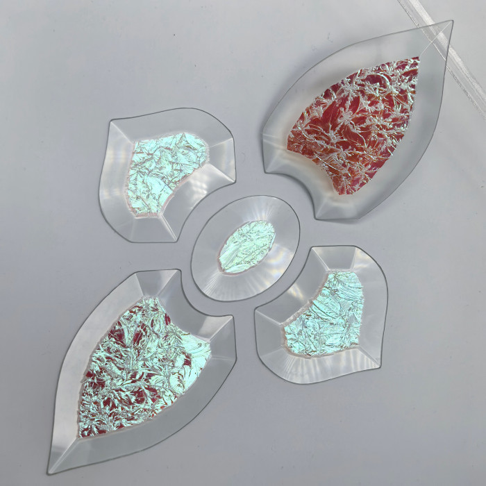 Бевелс AV42 дихроичный (5 элементов) 160 х 260 мм красный мороз