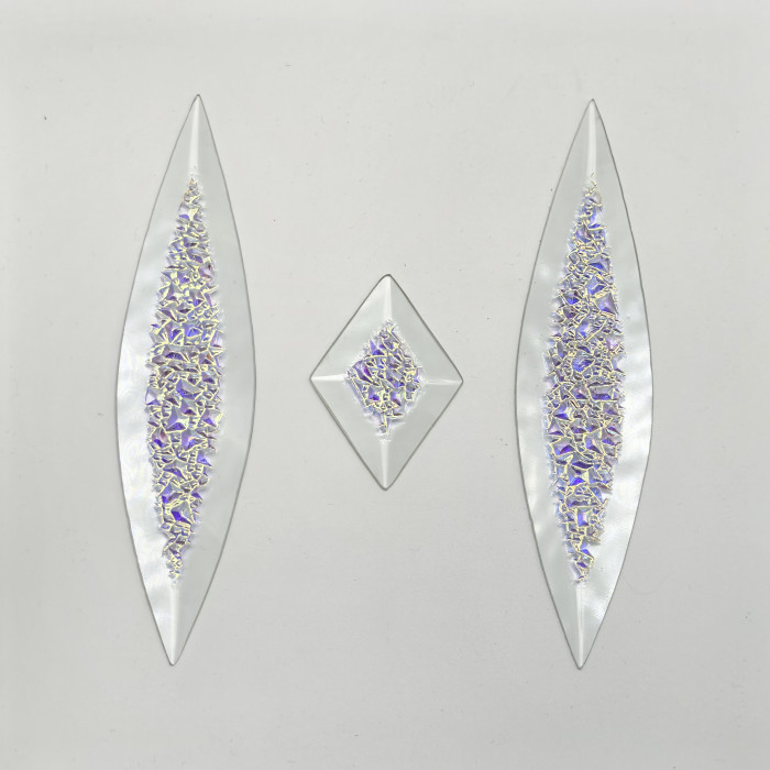 Бевелс AV305 дихроичный (3 элемента) 43 х 394 мм, бриллиант