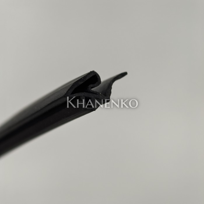 FDM-6061 BL: Уплотнитель резиновый ЧЕРНЫЙ для L и Z коробки FDM-60,61