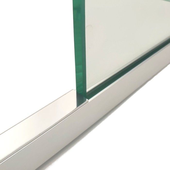 Профиль для стекла FDPA-51.22, 19х12х1,75с дефектом, длина 2,2 м, алюминий/полированный