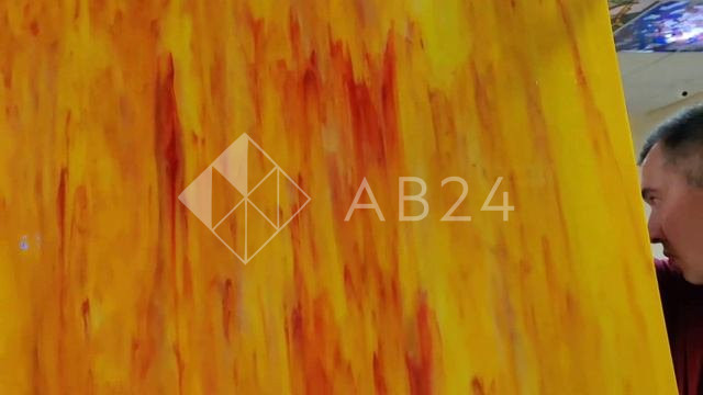 Стекло витражное AV 365-3S пол-листа (78 х 48 см)