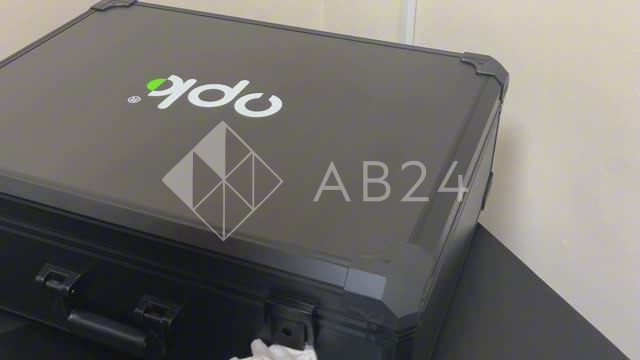 Чемодан FDSA-19 с образцами раздвижной системы FDS‑19