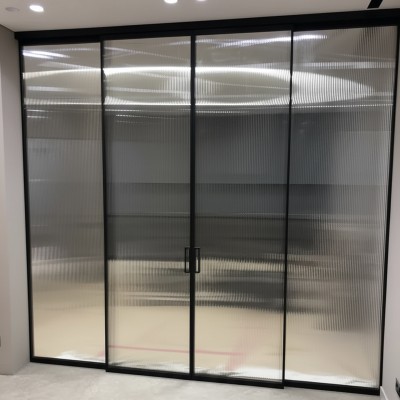 Декоративная пленка MORU прозрачная 1,52х3 м, шаг 12 мм