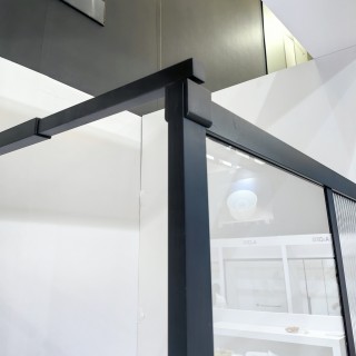 Комплект душевой шторки FDS-110 размером 900х1900 с рифленым стеклом 8мм, алюминий/черный