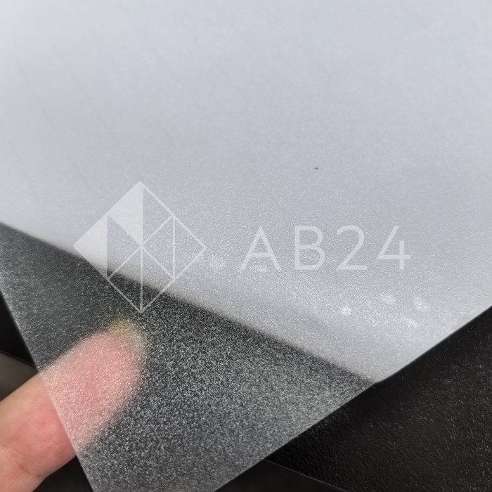 Декоративная пленка 152х5000 см, белая матовая