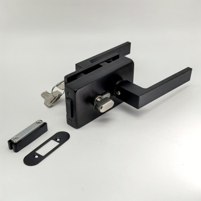 Замок с магнитным ригелем FMZ-43 с ответной частью на стену, с притвором, механизм ключ/защелка, алюминий/черный