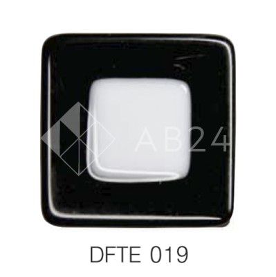Фьюзинг квадрат DFTE 019 черно-белого цвета, 4 см