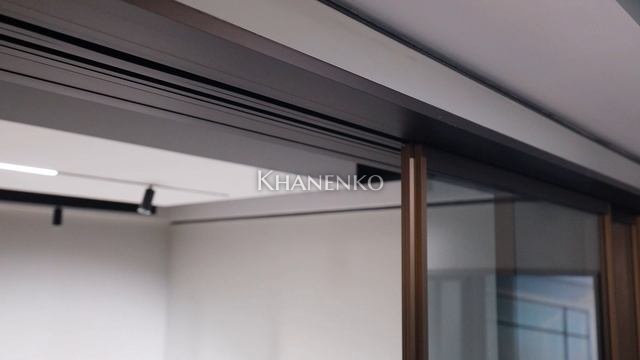 Комплект раздвижной системы DSK-191.2.1.2 AL/BL синхро на 2 двери (2С+2) скрытое крепление в потолок, алюминй/черный