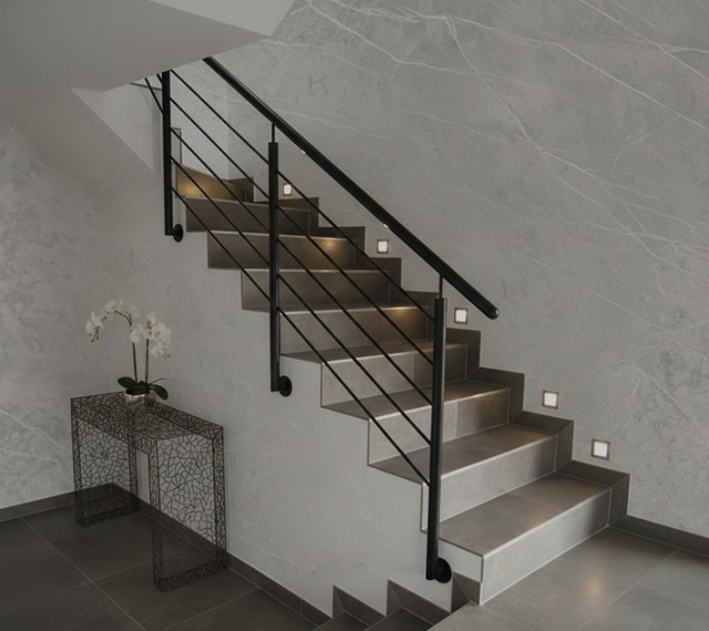 Комплектующие для перил и ограждений