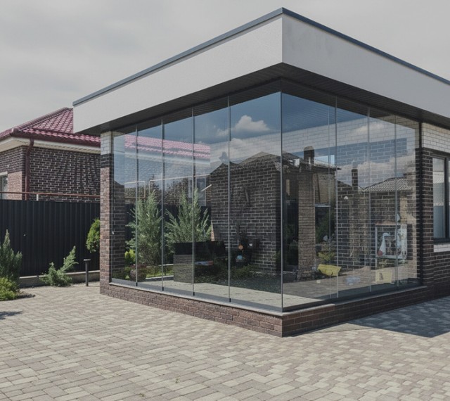 Системы безрамного остекления